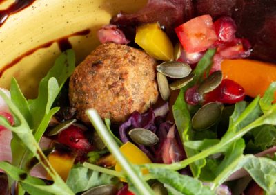 Falafel salad